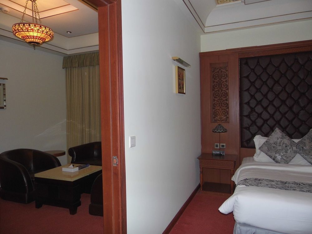 Hotel The Platinum